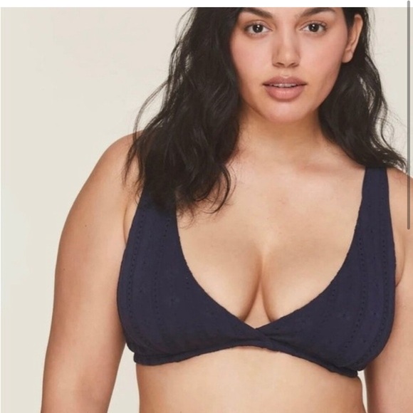 Andie Navy The Belmar Bikini Eyelet Top S - Picture 2 of 6